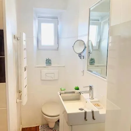 Apartament Cozy In The Heart Of *
